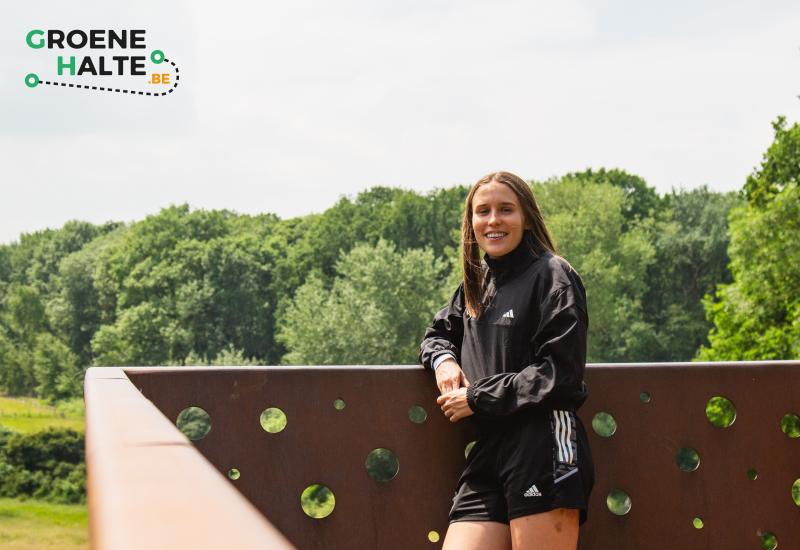 Marie op uitkijkplatform in de Wolfsputten